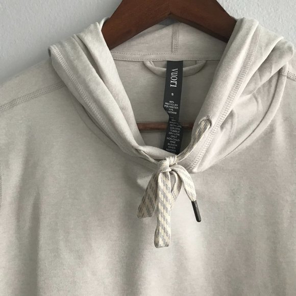 Vuori Tops - VUORI Halo Essential Hoodie